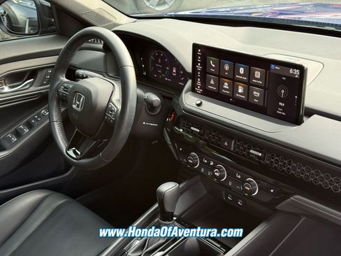 Used 2024 Honda Accord Sport image 9