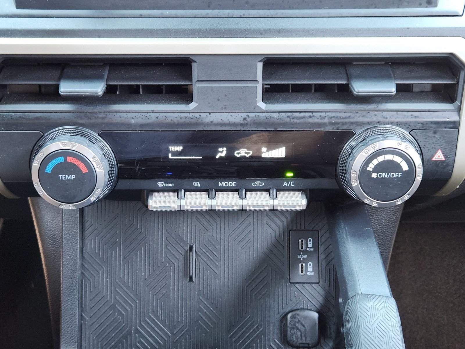Used 2024 Toyota Tacoma SR AWD/4WD image 27