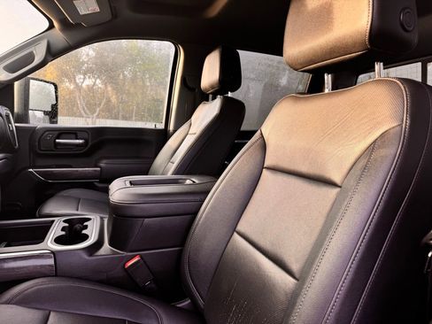 Used 2022 Chevrolet Silverado 2500 LTZ w/ LTZ Convenience Package image 41