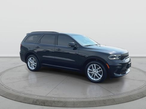 Used 2023 Dodge Durango GT RWD image 2