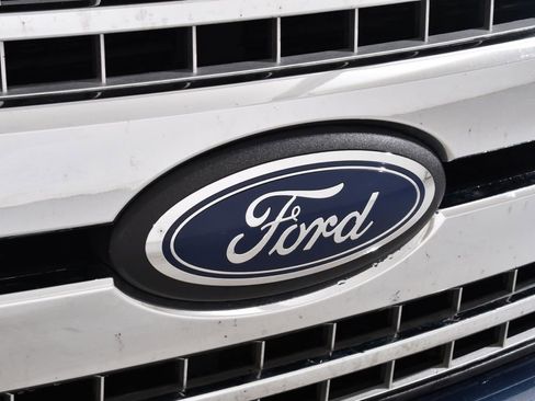 Used 2018 Ford F150 XLT w/ Equipment Group 301A Mid AWD/4WD image 20