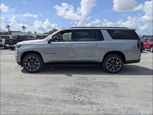 New 2026 Chevrolet Suburban RST w/ Comfort Package RWD image 4