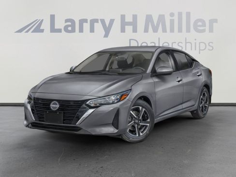 Used 2025 Nissan Sentra SV FWD image 4