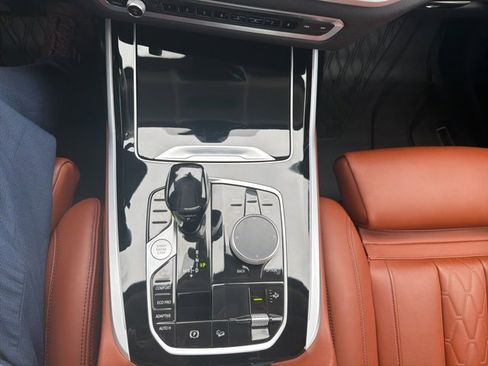 Used 2021 BMW X7 xDrive40i image 92