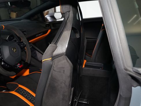 Used 2023 Lamborghini Huracan Tecnica RWD image 27