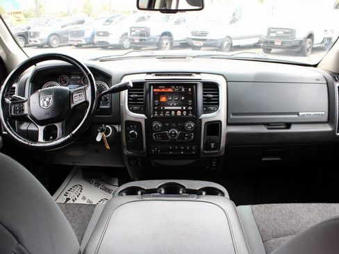 Used 2017 RAM 2500 Big Horn image 25