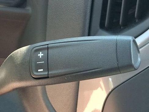 Used 2025 Chevrolet Silverado 1500 W/T RWD image 13