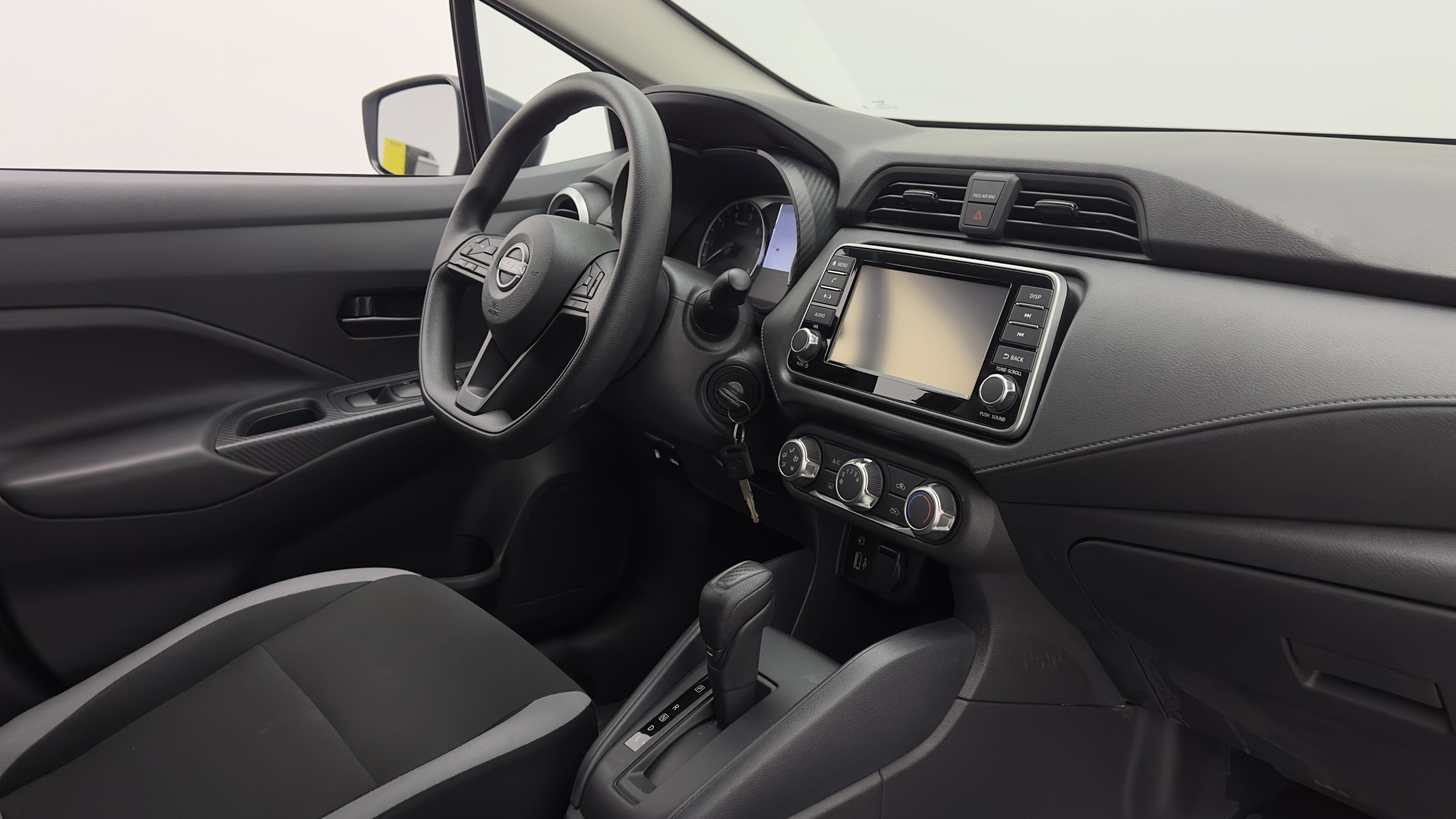 Used 2025 Nissan Versa S w/ Trunk Package FWD image 33