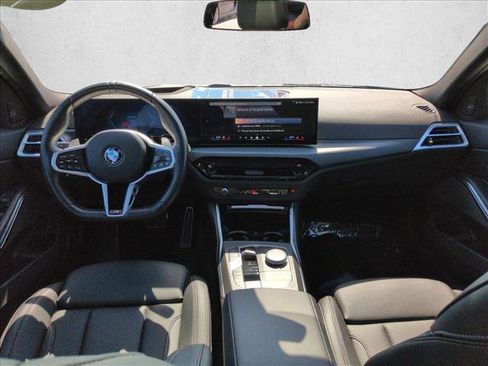 Used 2025 BMW 330i Sedan w/ M Sport Package RWD image 19