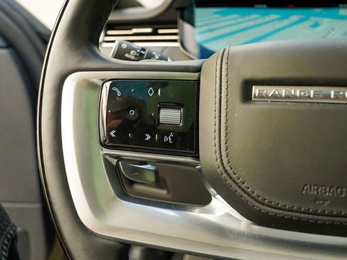 Used 2023 Land Rover Range Rover Long Wheelbase Autobiography image 47