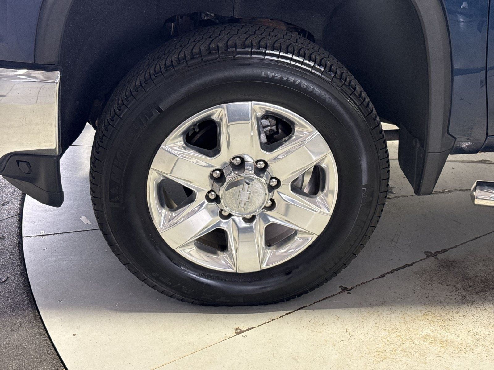 Used 2020 Chevrolet Silverado 2500 LTZ w/ LTZ Plus Package AWD/4WD image 13