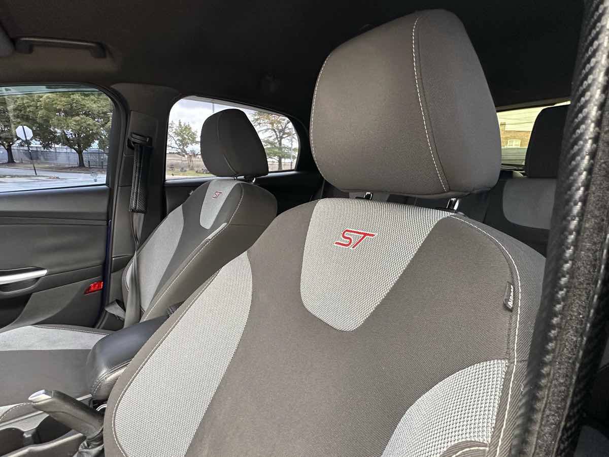 Used 2014 Ford Focus ST FWD image 12