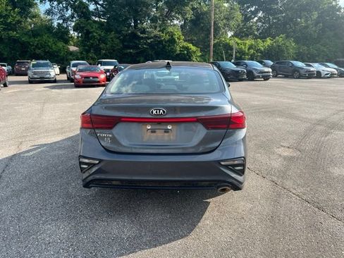 Used 2020 Kia Forte LXS FWD image 4