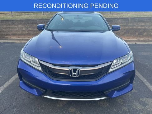 Used 2016 Honda Accord EX image 1