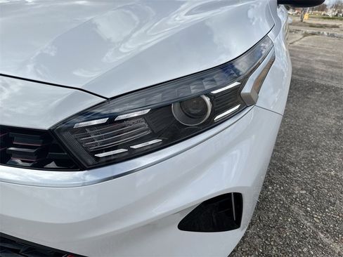 Used 2024 Kia Forte GT-Line w/ GT-Line Premium Package image 10