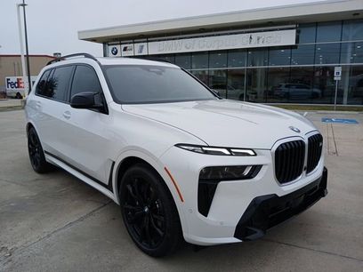 New 2025 BMW X7 M60i