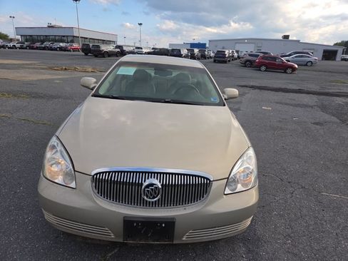 Used 2008 Buick Lucerne CXL w/ Driver Confidence Package FWD image 2
