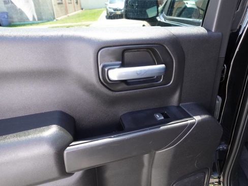 Used 2022 Chevrolet Silverado 1500 Custom Trail Boss image 23