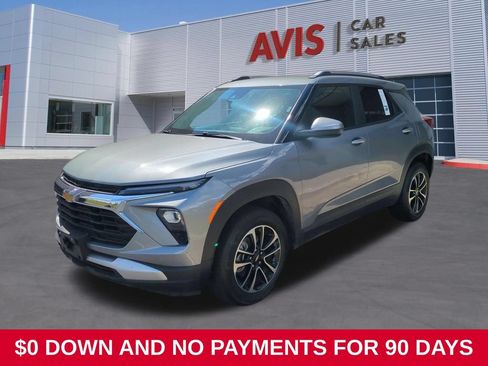 Used 2025 Chevrolet TrailBlazer LT AWD/4WD image 1