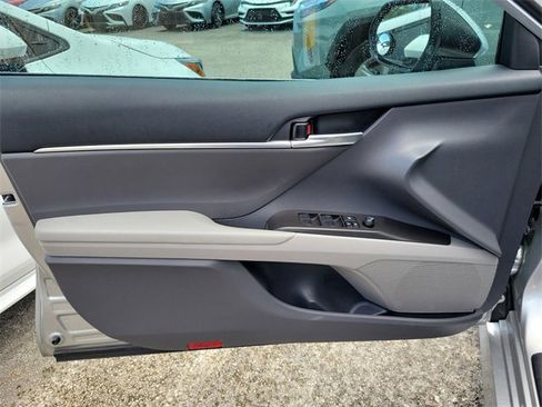 Used 2023 Toyota Camry LE image 12