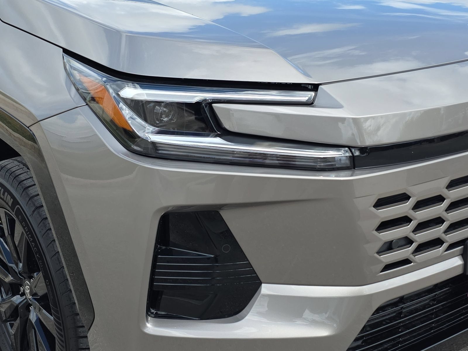 New 2026 Toyota RAV4 SE w/ Convenience Package FWD image 26