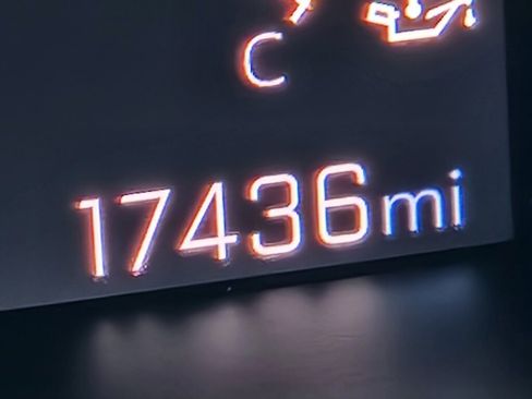 Used 2025 Chevrolet Colorado ZR2 w/ Technology Package image 17