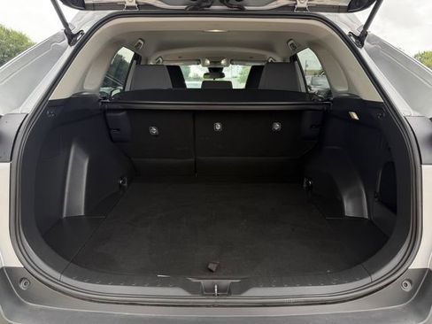 Used 2025 Toyota RAV4 XLE FWD image 27