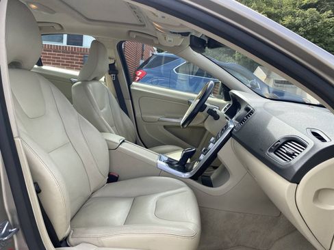 Used 2016 Volvo S60 T5 Premier AWD/4WD image 18
