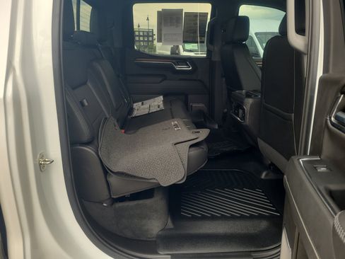 Used 2024 GMC Sierra 1500 Denali w/ Denali Reserve Package AWD/4WD image 18