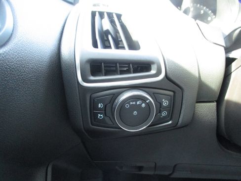 Used 2013 Ford Focus Titanium w/ Titanium Handling Pkg image 15