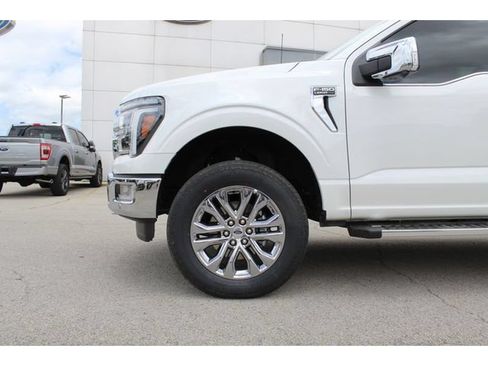 Used 2024 Ford F150 Lariat w/ FX4 Off-Road Package AWD/4WD image 9