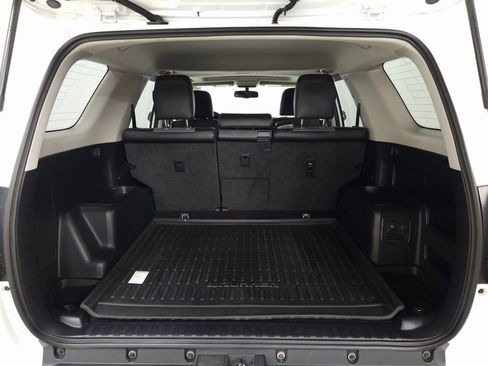 Used 2019 Toyota 4Runner SR5 Premium image 7