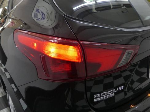 Used 2019 Nissan Rogue Sport S AWD/4WD image 16