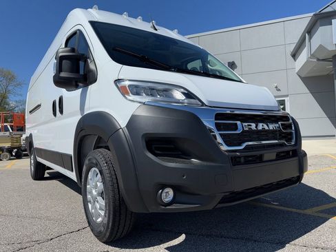 New 2026 RAM ProMaster 3500 w/ Quick Order Package 22G SLT image 11