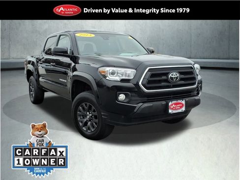 Certified 2023 Toyota Tacoma SR5 image 1