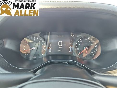 Used 2025 Jeep Compass Trailhawk AWD/4WD image 11