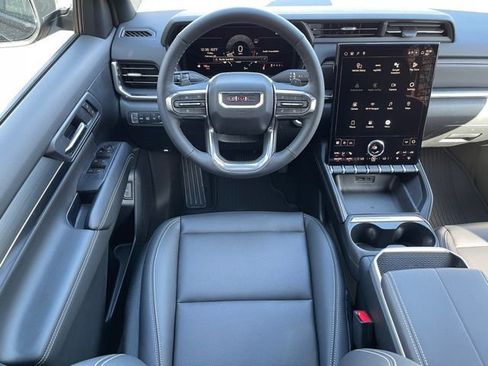 New 2026 GMC Terrain Elevation w/ Elevation Premium Package FWD image 5