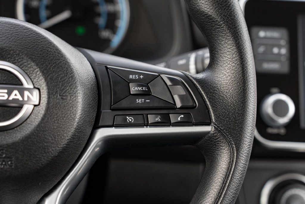 Used 2025 Nissan Leaf S FWD image 14
