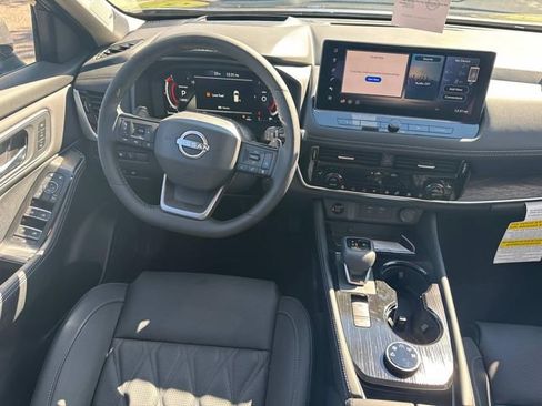 New 2026 Nissan Rogue Platinum w/ Platinum Premium Package AWD/4WD image 17