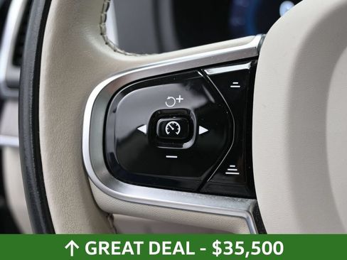 Used 2023 Volvo XC90 B6 Plus AWD/4WD image 33