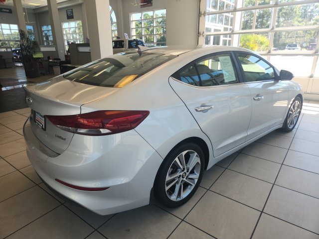 Used 2017 Hyundai Elantra Limited FWD image 8