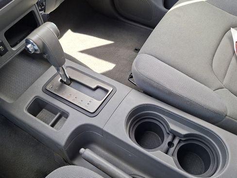 Certified 2019 Nissan Frontier S image 14