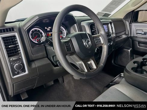 Used 2021 RAM 1500 Classic SLT image 9