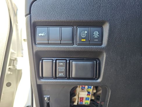 Used 2020 Nissan Armada SL w/ Premium Package image 29