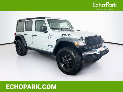 Used 2024 Jeep Wrangler Unlimited AWD/4WD image 1