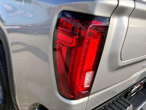 Used 2026 GMC Sierra 1500 SLT AWD/4WD image 29