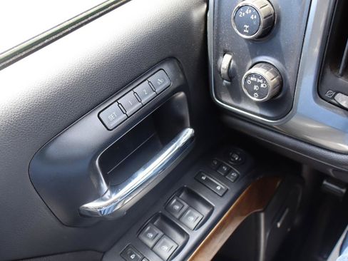 Used 2015 Chevrolet Silverado 2500 LTZ w/ LTZ Plus Package AWD/4WD image 15