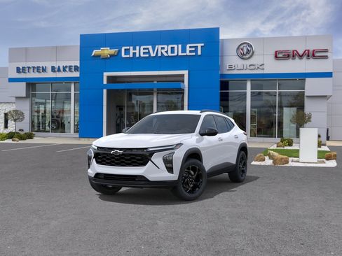 New 2026 Chevrolet Trax LT w/ Midnight Edition FWD image 35