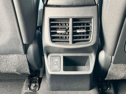 Certified 2025 Kia Seltos SX image 25