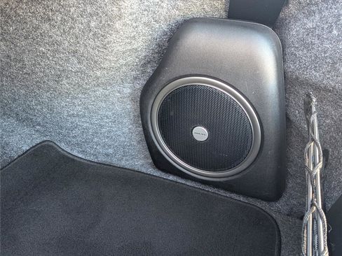 Used 2023 Dodge Charger SXT w/ Blacktop Package image 13